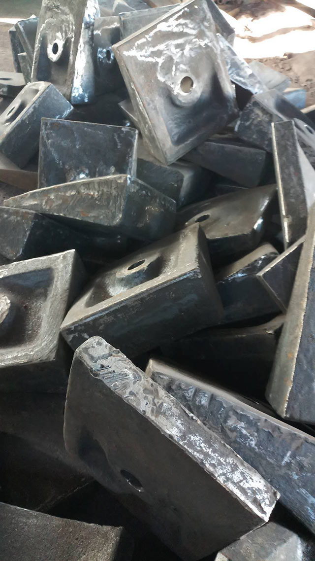 ���i��r��